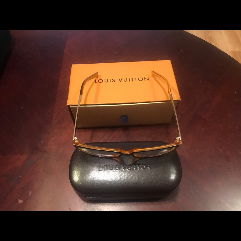Louis Vuitton Eyeglasses - Picture 5 of 8